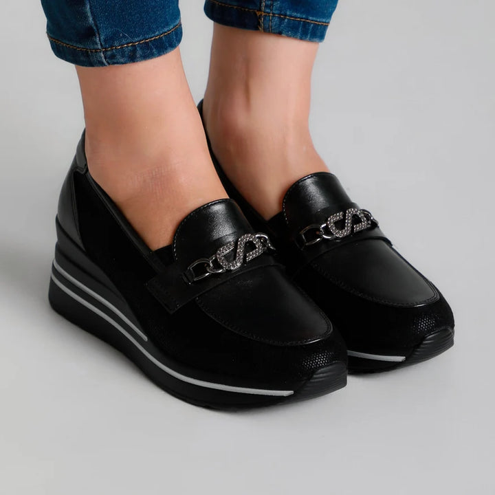 Fabiana - Comfortable Women's Moccasin