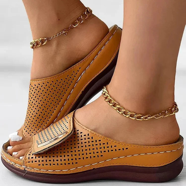 Joanna – Classic Urban Sandals