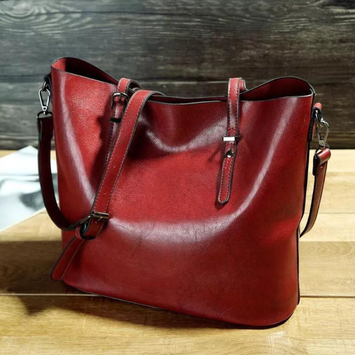 Nicole's Top Pick | Retro Shoulder Bag