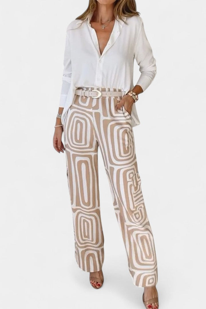 Calla Lightweight Two-Piece Set with Tailored Collar