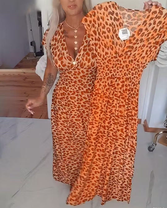 Liona | Elegant Leopard Print Dress with V-Neck
