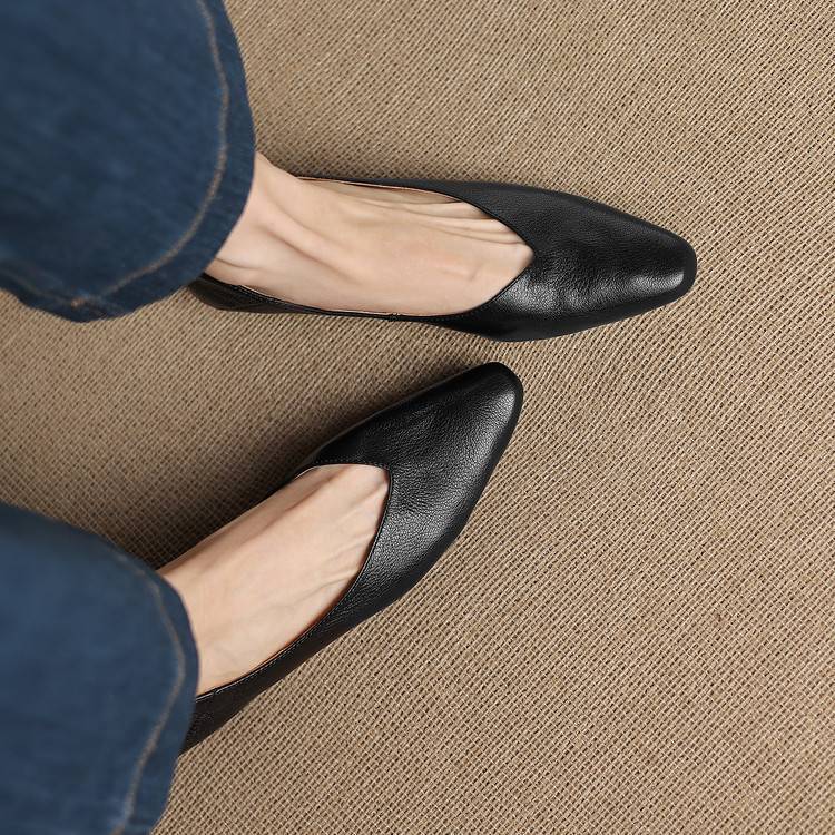 Darsi Genuine Leather Flats