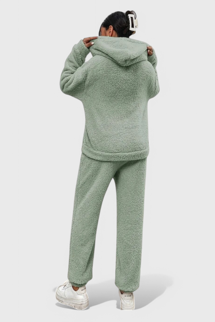 Cozy Billie Two-Piece Set in Luxurious Teddy Fabric