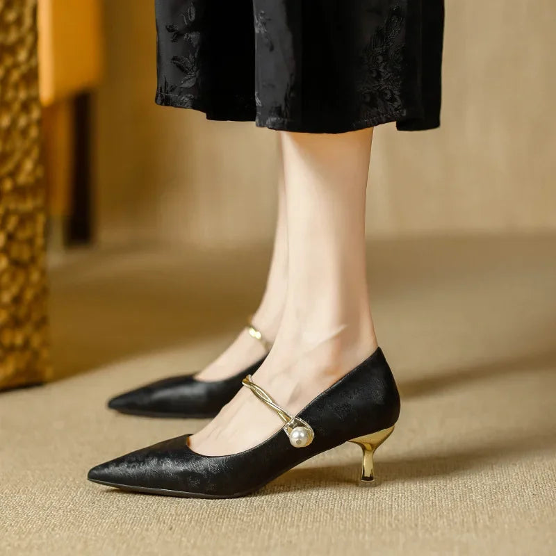 Monroe Kitten Heels