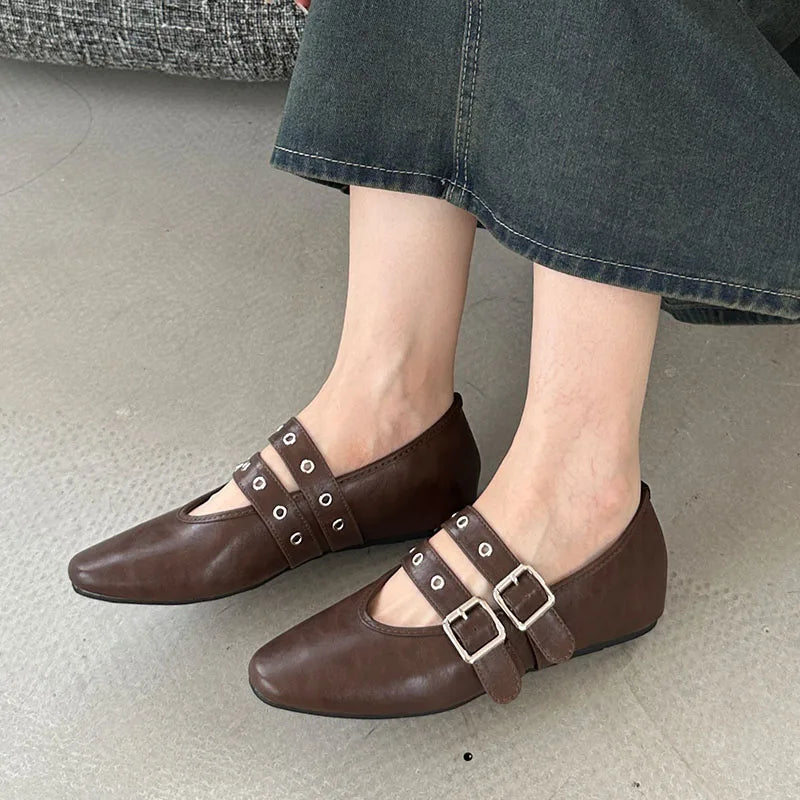 Loxie Mary Jane flats