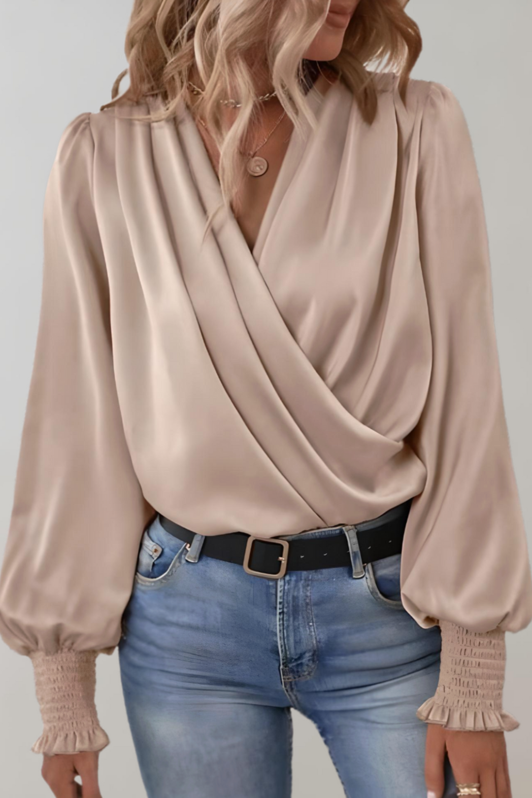 Quinn V-Neck Long Sleeve Blouse