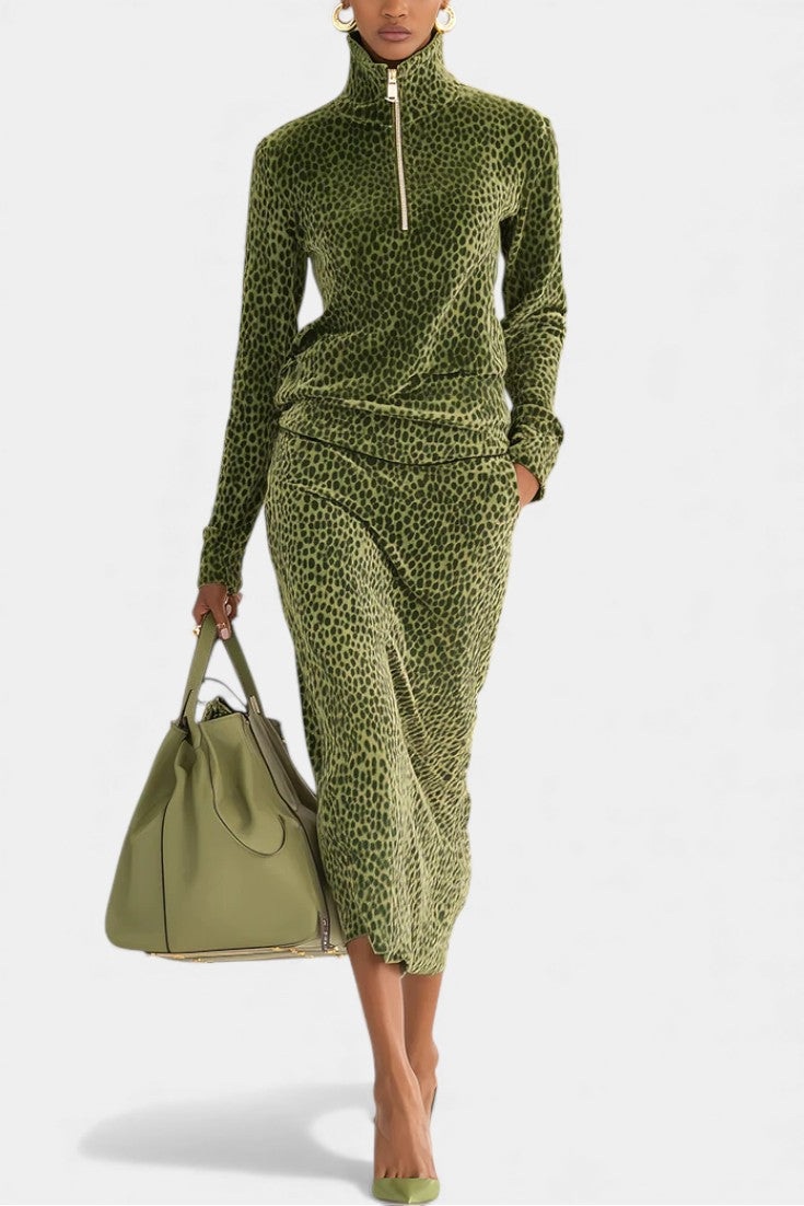 Avdotya Vintage Leopard Print High Collar Ensemble