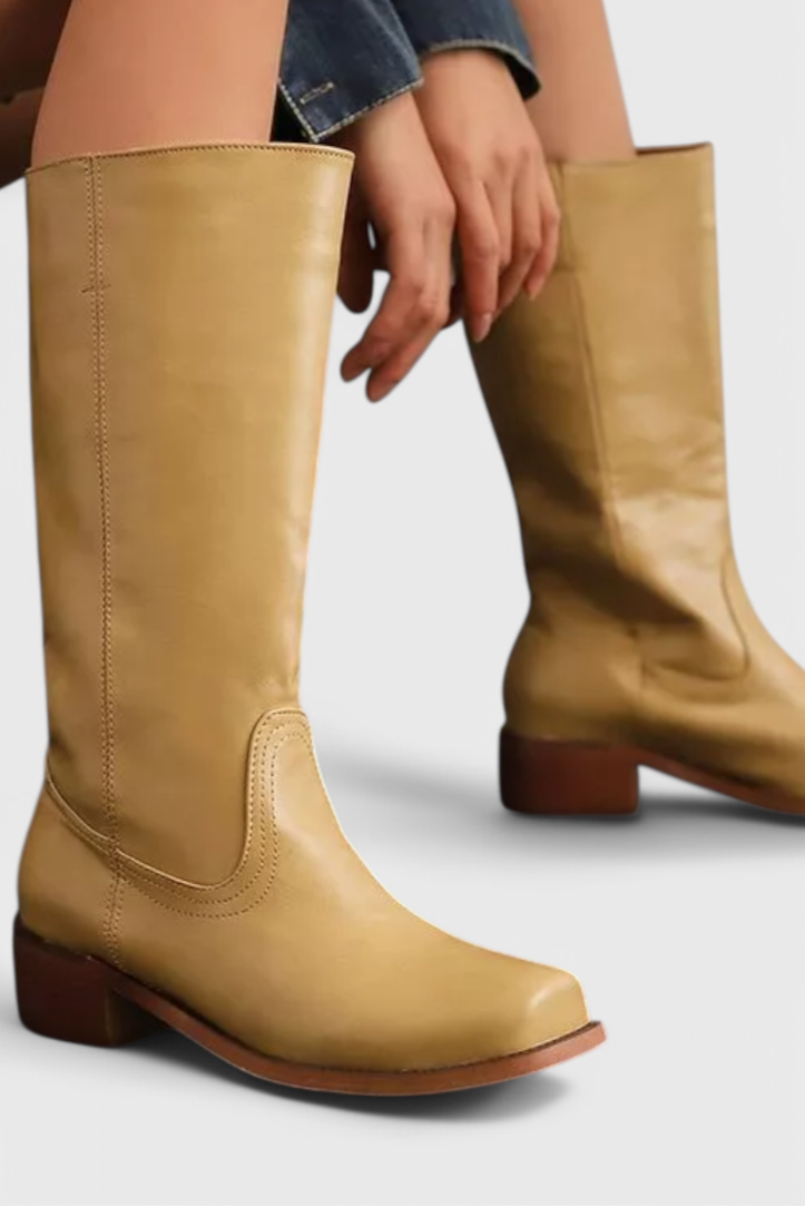 Timeless Style Insulated Leather Boots by Grace